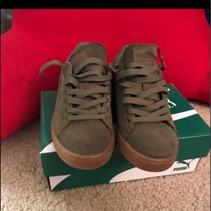 Olive Green Suede Puma